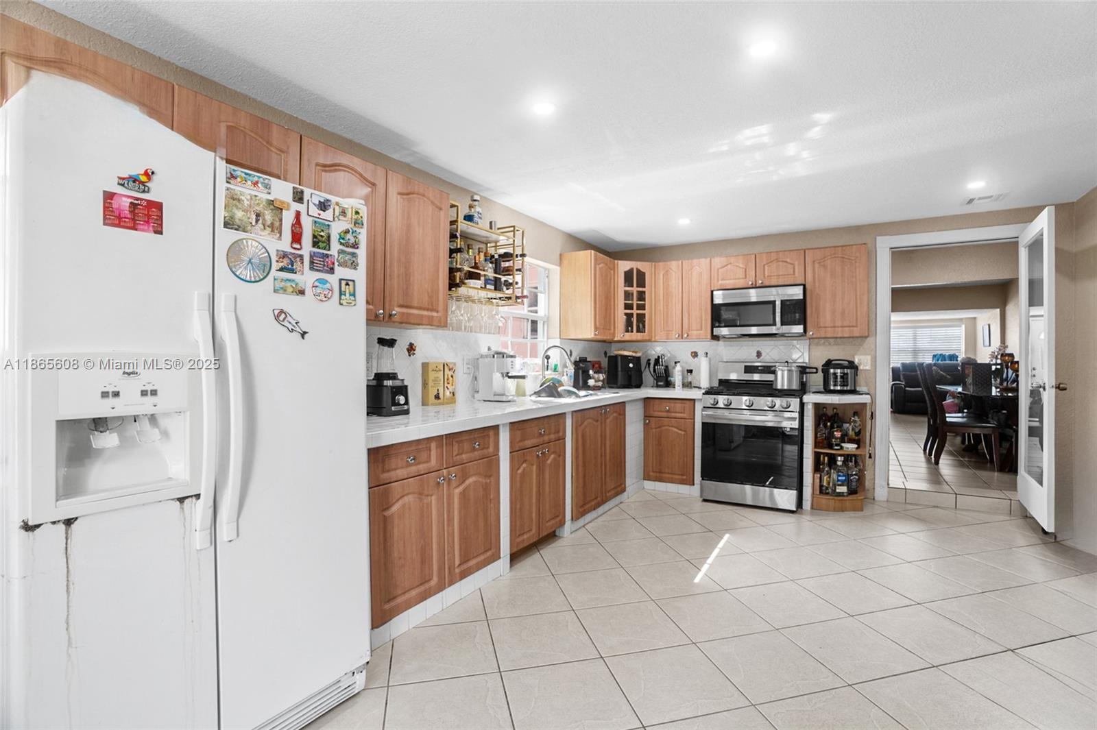 HIALEAH 13TH ADDN AMD PL - Residential