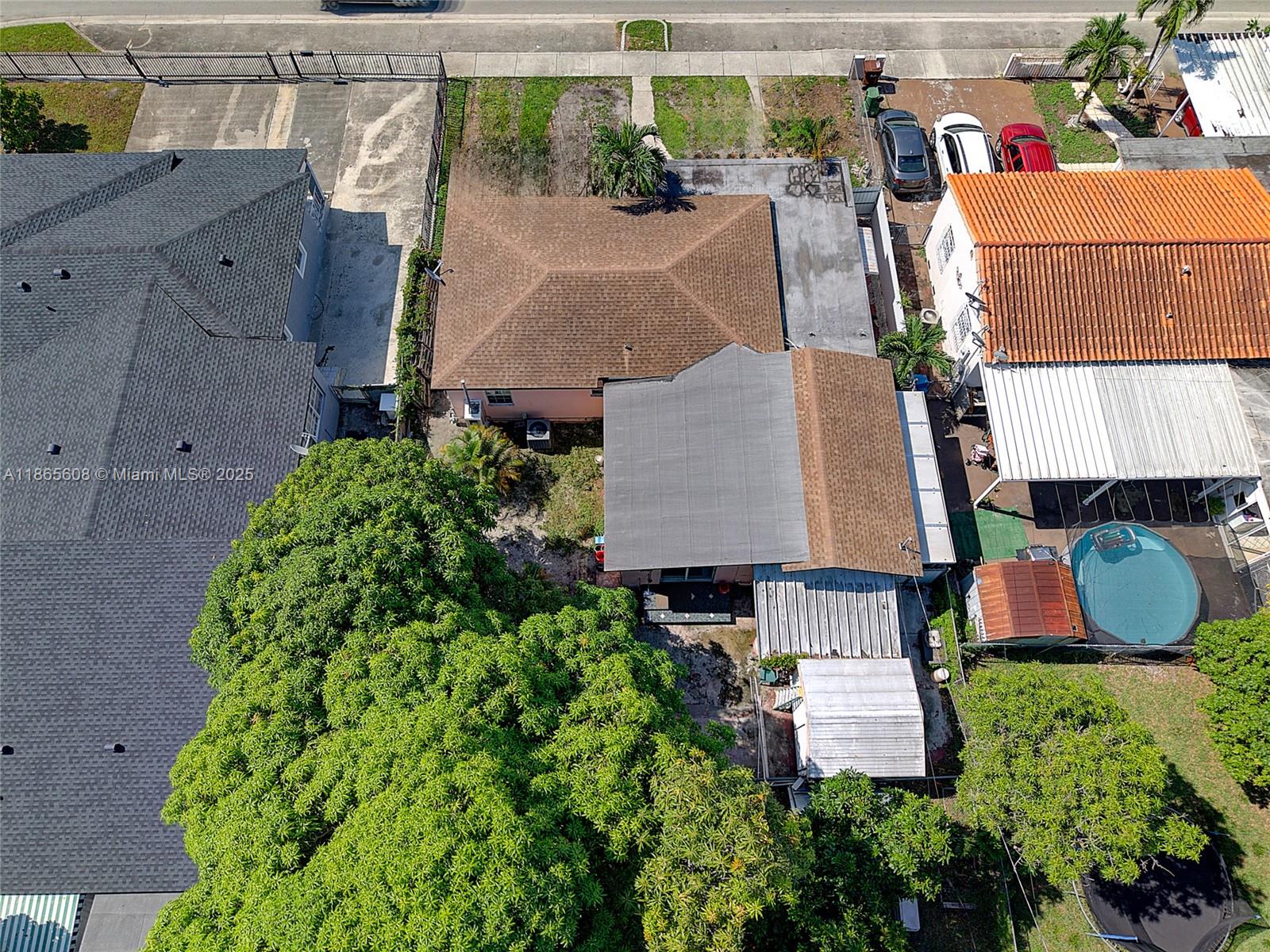 HIALEAH 13TH ADDN AMD PL - Residential