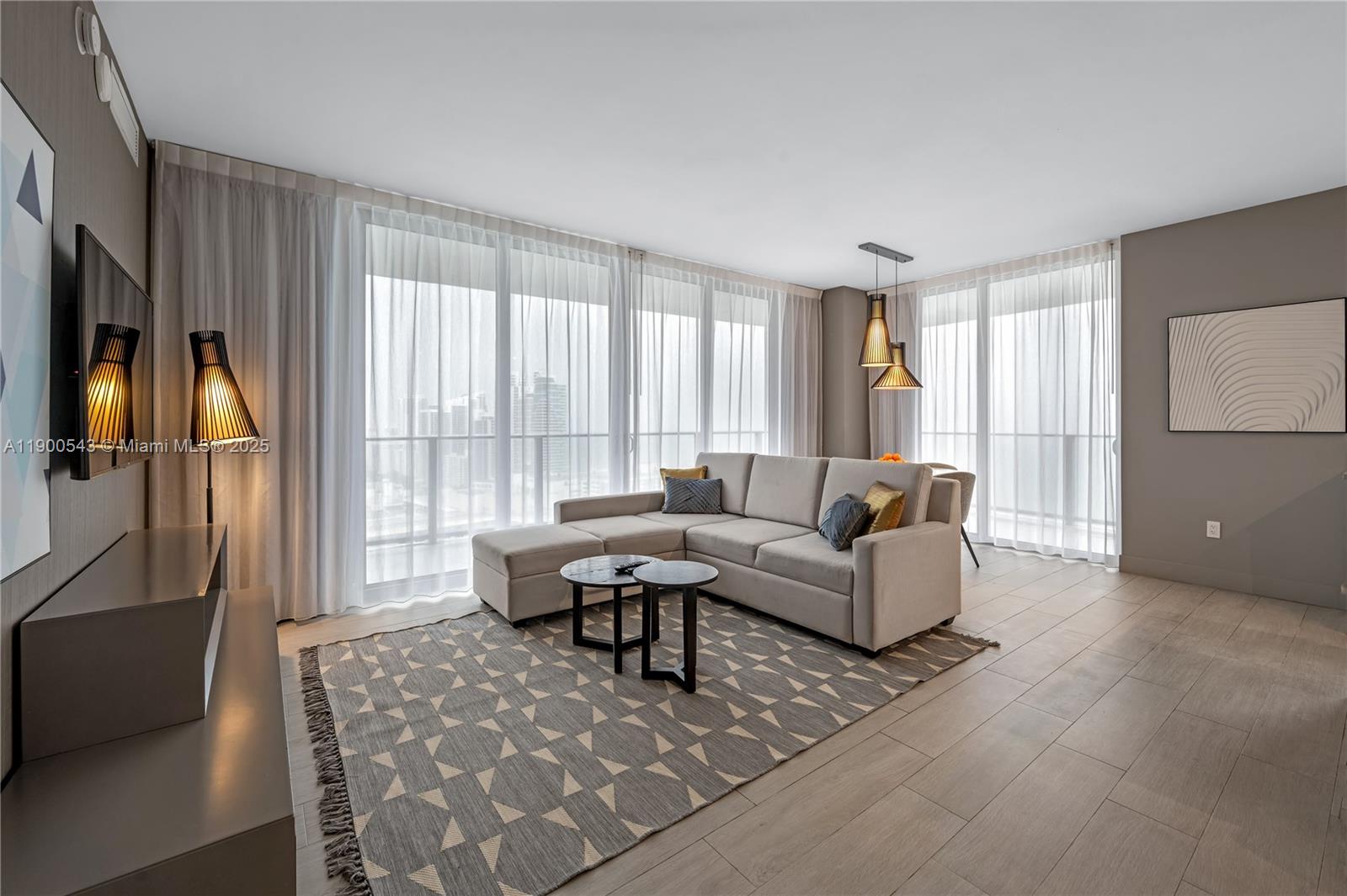 4010 SOUTH OCEAN CONDO - Residential Lease