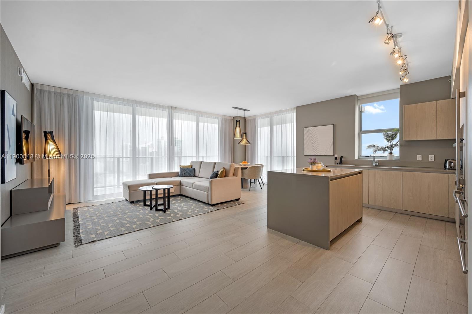 4010 SOUTH OCEAN CONDO - Residential Lease