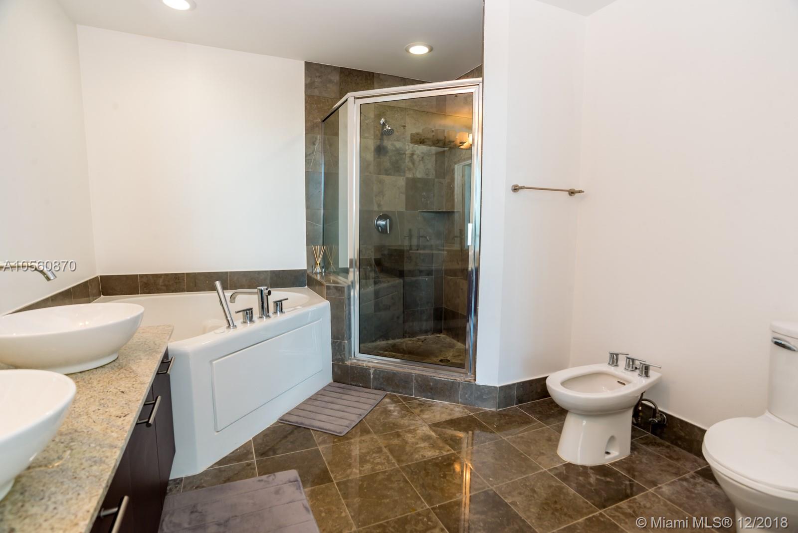 UPTOWN MARINA LOFTS CONDO - Residential Lease