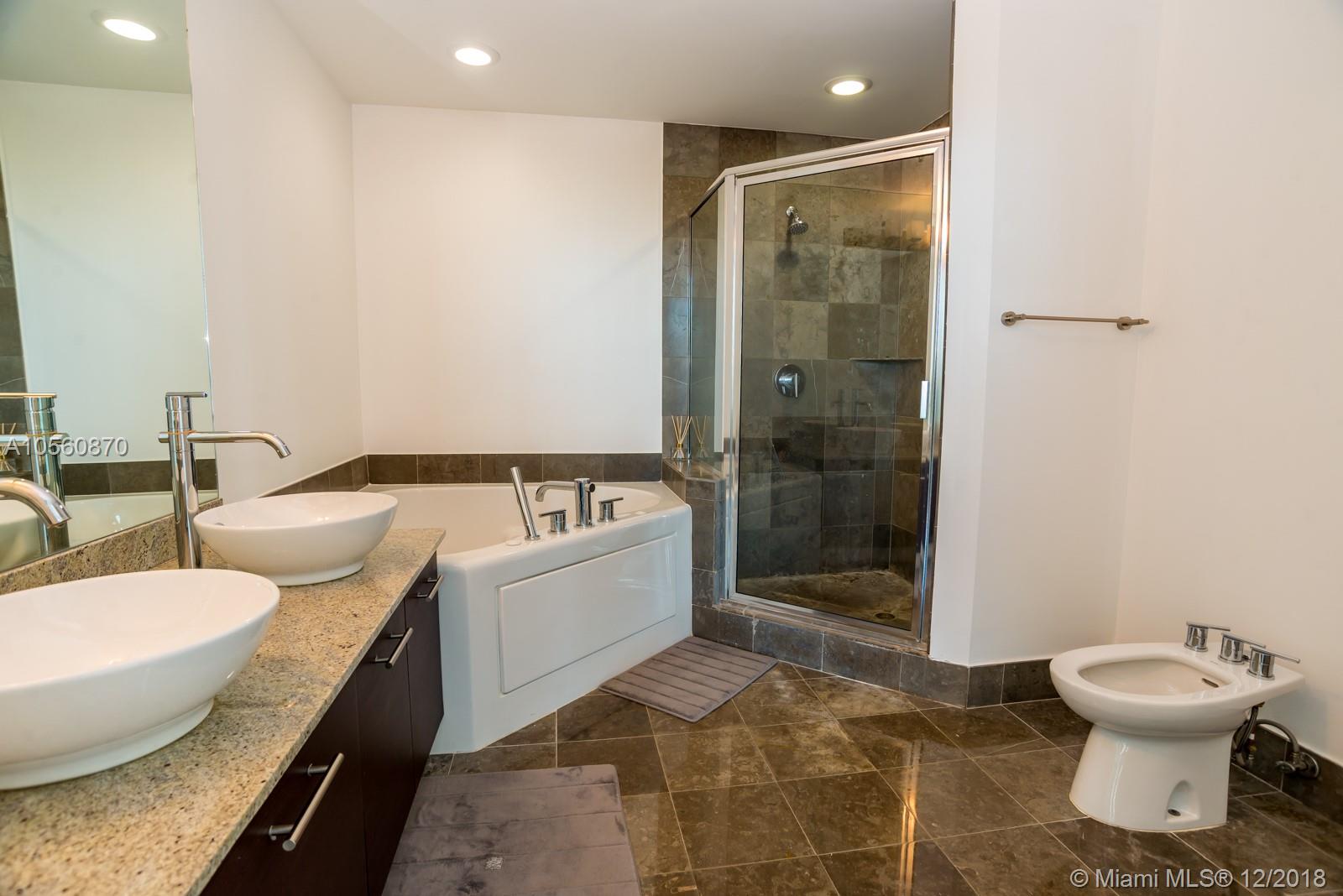 UPTOWN MARINA LOFTS CONDO - Residential Lease