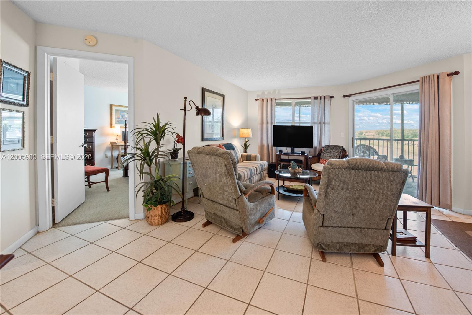 KEYS GATE CONDO NO TWO - Residential