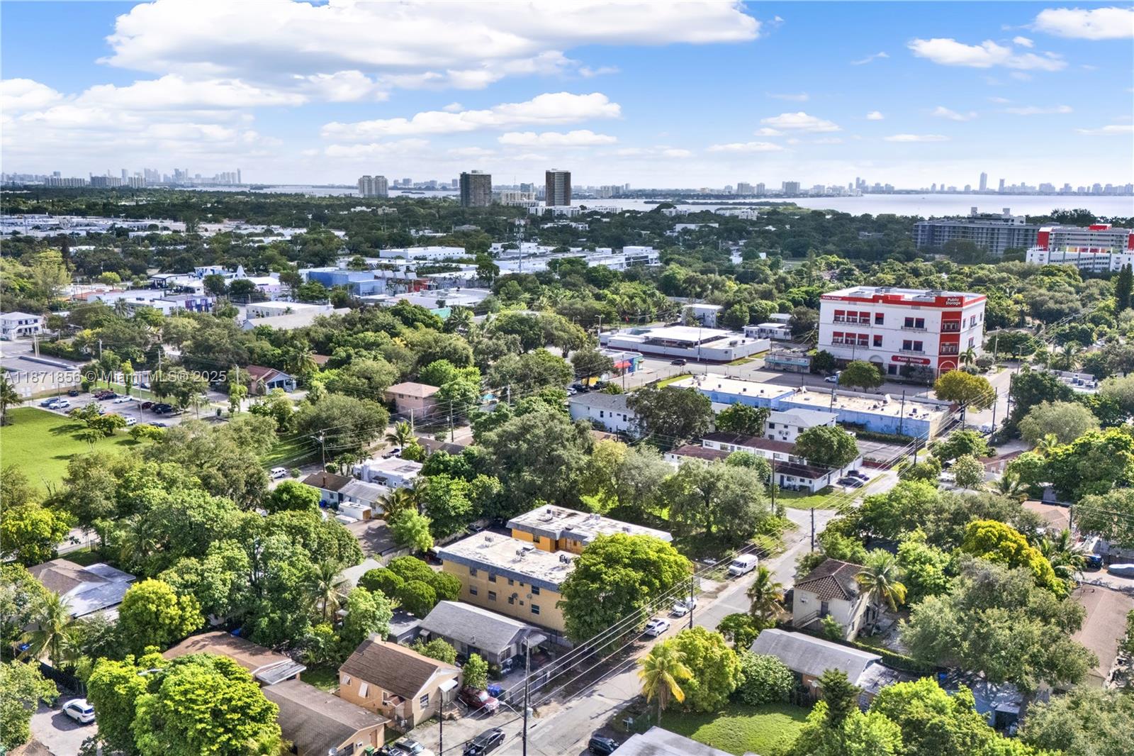 DIXIE HIGHWAY TRACK - Residential Income