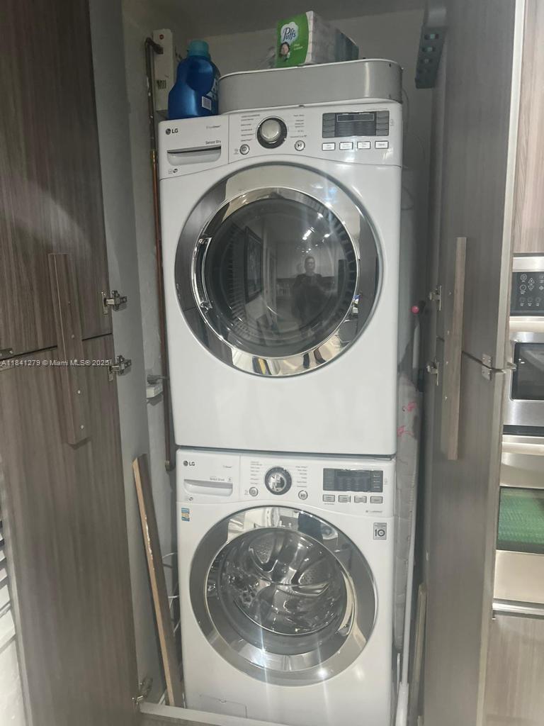 REV PL OF COUNTRY CLUB ES - Residential