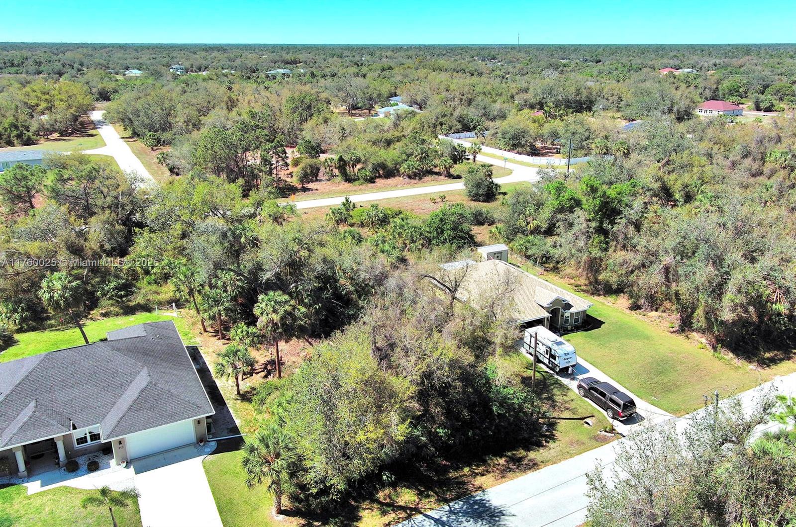 Port Charlotte - Land