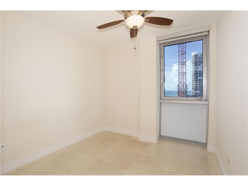 JADE BEACH CONDO - Residential Lease