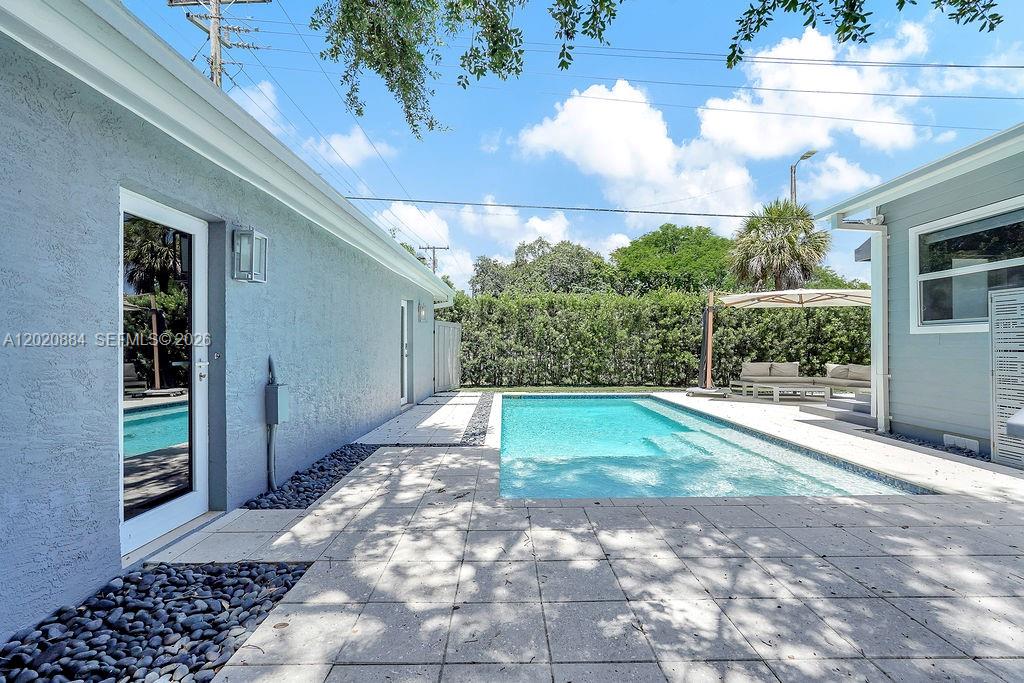 ALTA VISTA - Residential