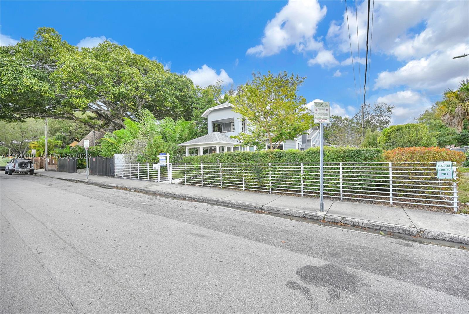 ALTA VISTA - Residential