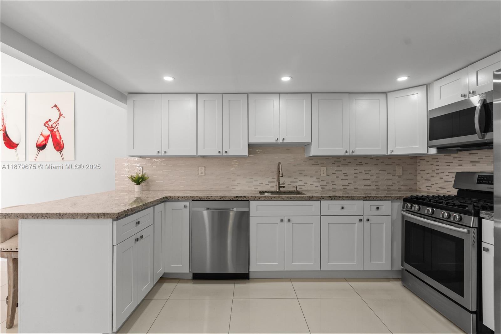 SNAPPER VILLAGE PHASE I S - Residential