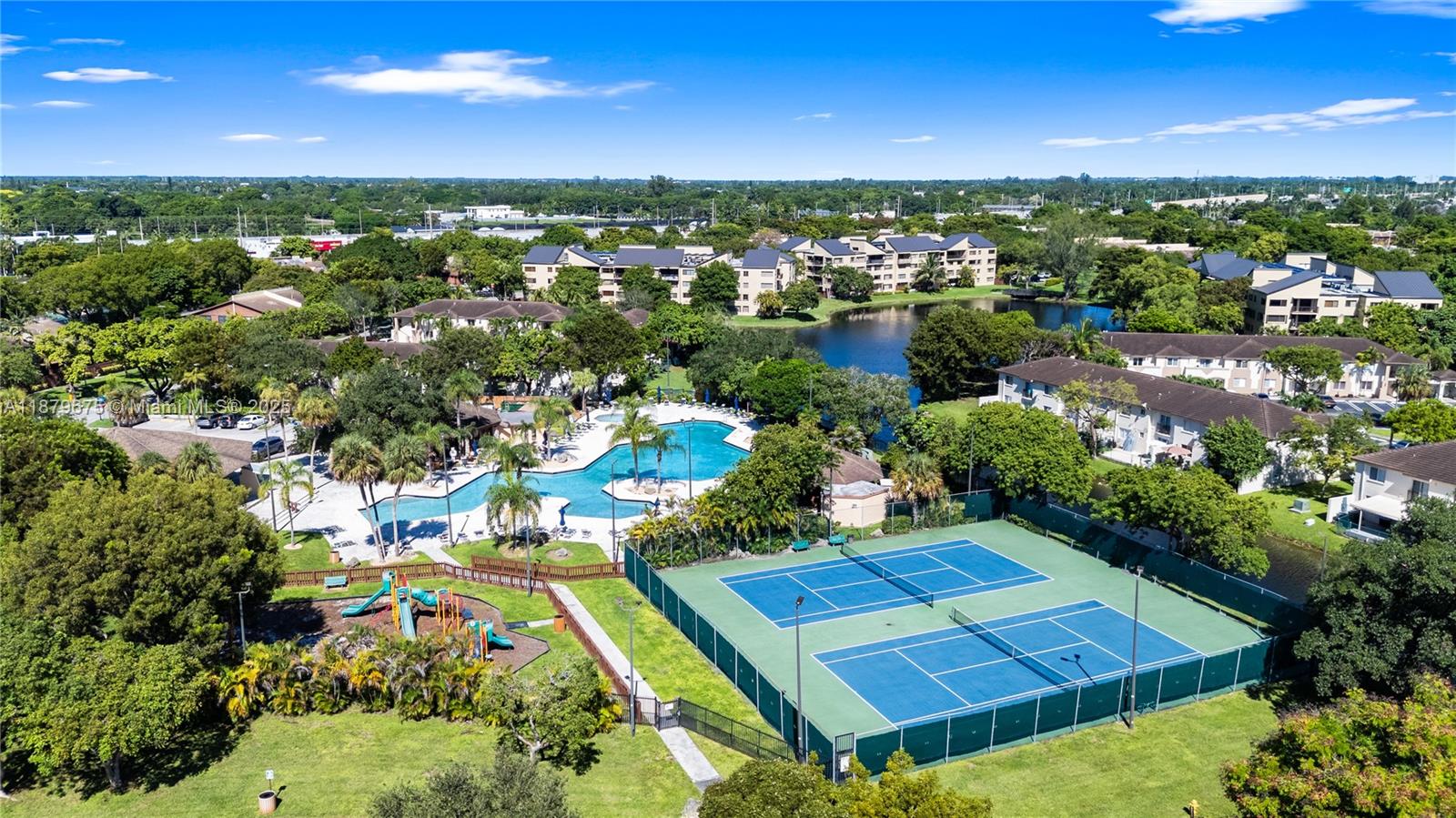 SNAPPER VILLAGE PHASE I S - Residential