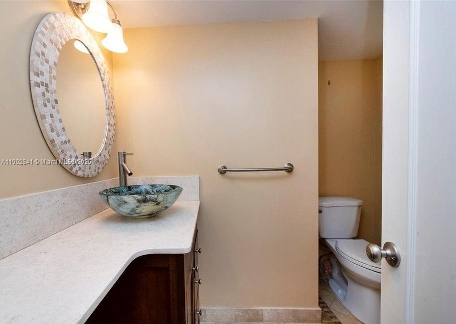 JADE WINDS GROUP - - Residential Lease