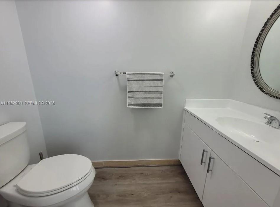 VENETIAN PARK V CONDO - Residential