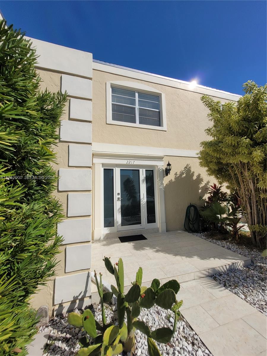 VENETIAN PARK V CONDO - Residential