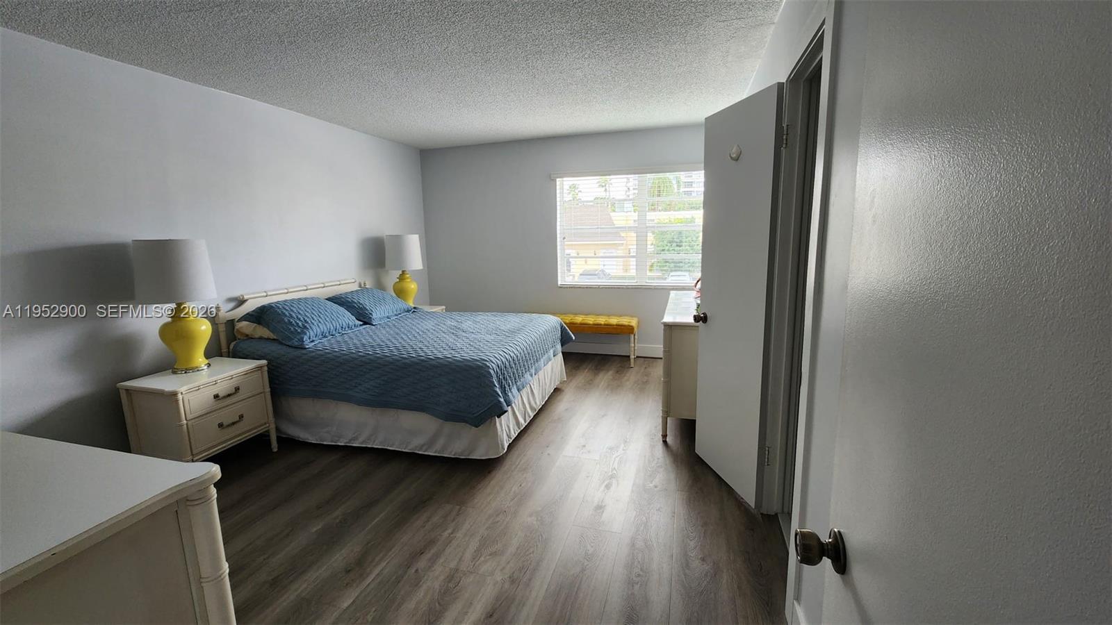 VENETIAN PARK V CONDO - Residential