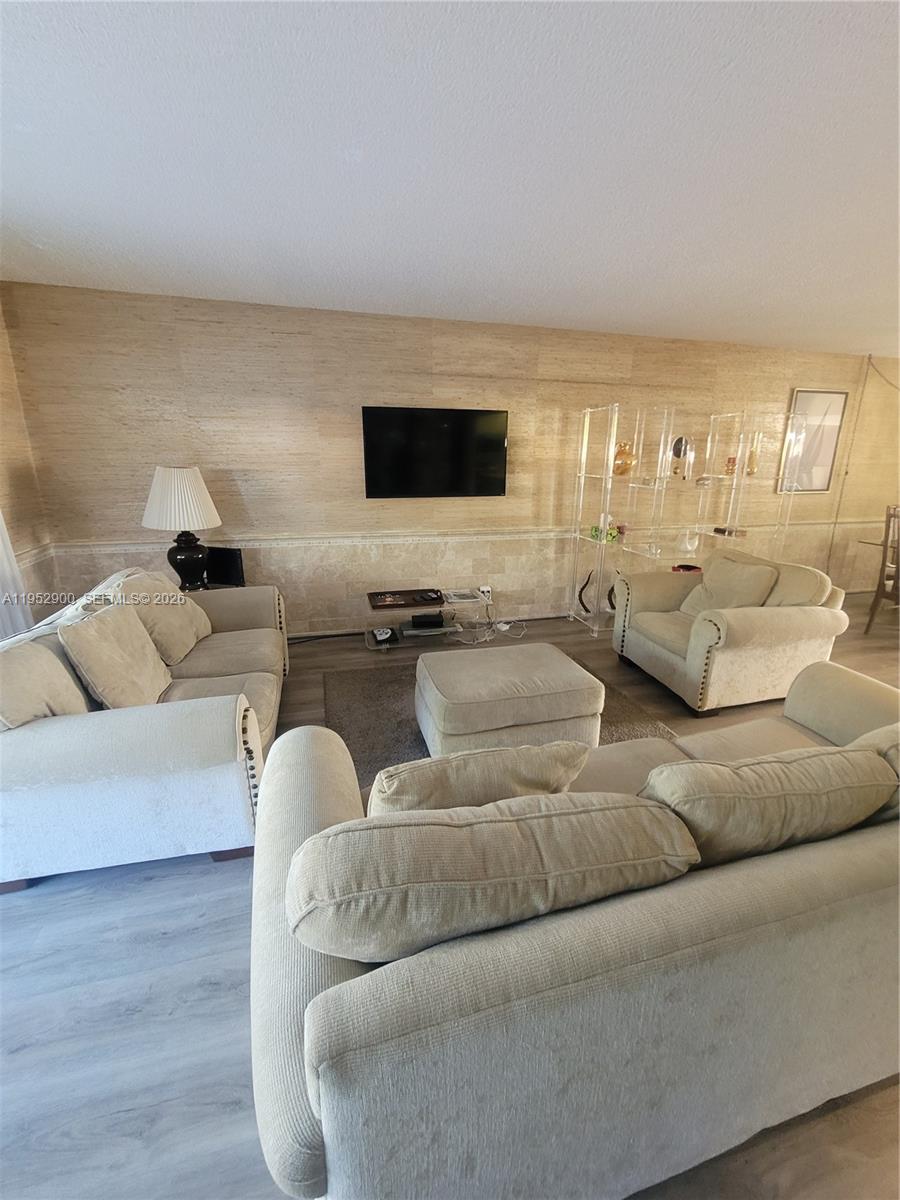 VENETIAN PARK V CONDO - Residential