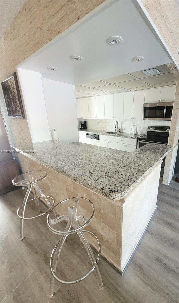 VENETIAN PARK V CONDO - Residential