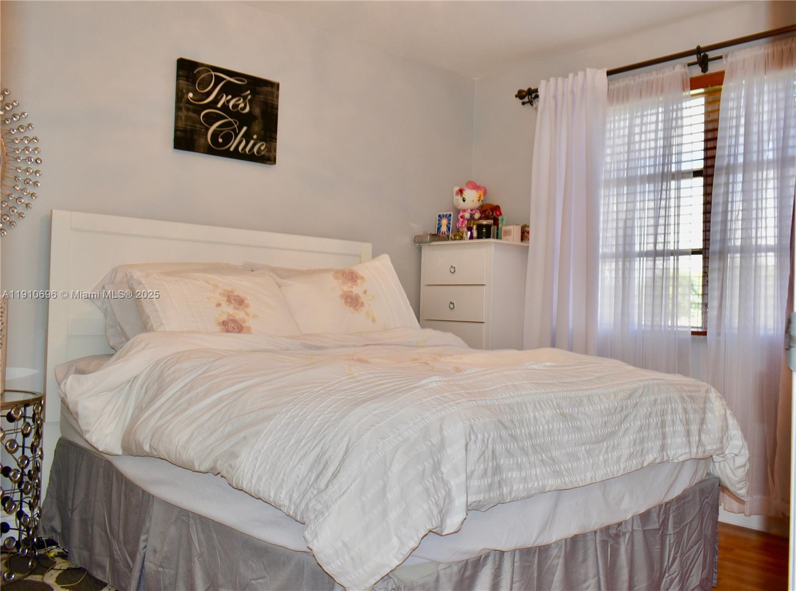 CASCADES OF LAUDERHILL CO - Residential Lease