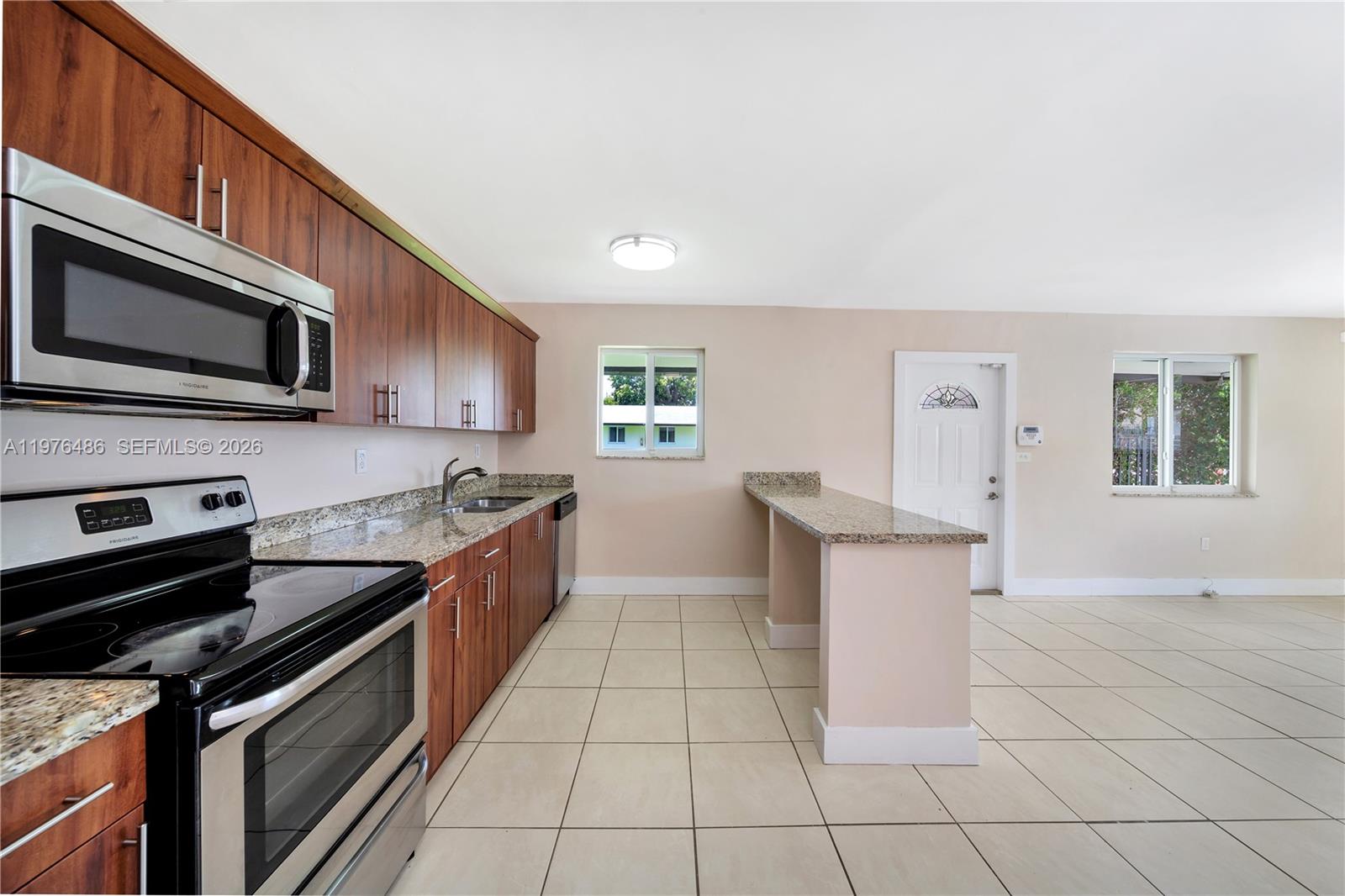 CLIFTON MANOR - Residential Lease