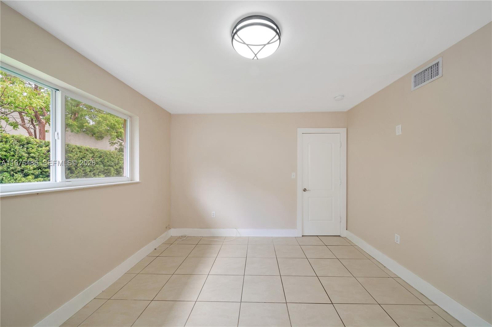 CLIFTON MANOR - Residential Lease