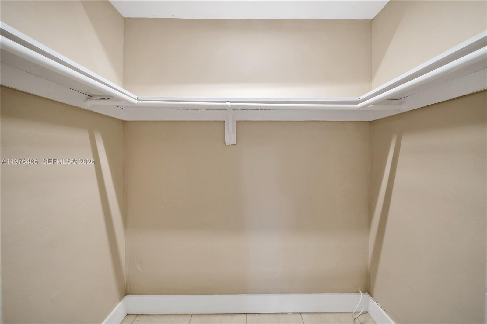 CLIFTON MANOR - Residential Lease