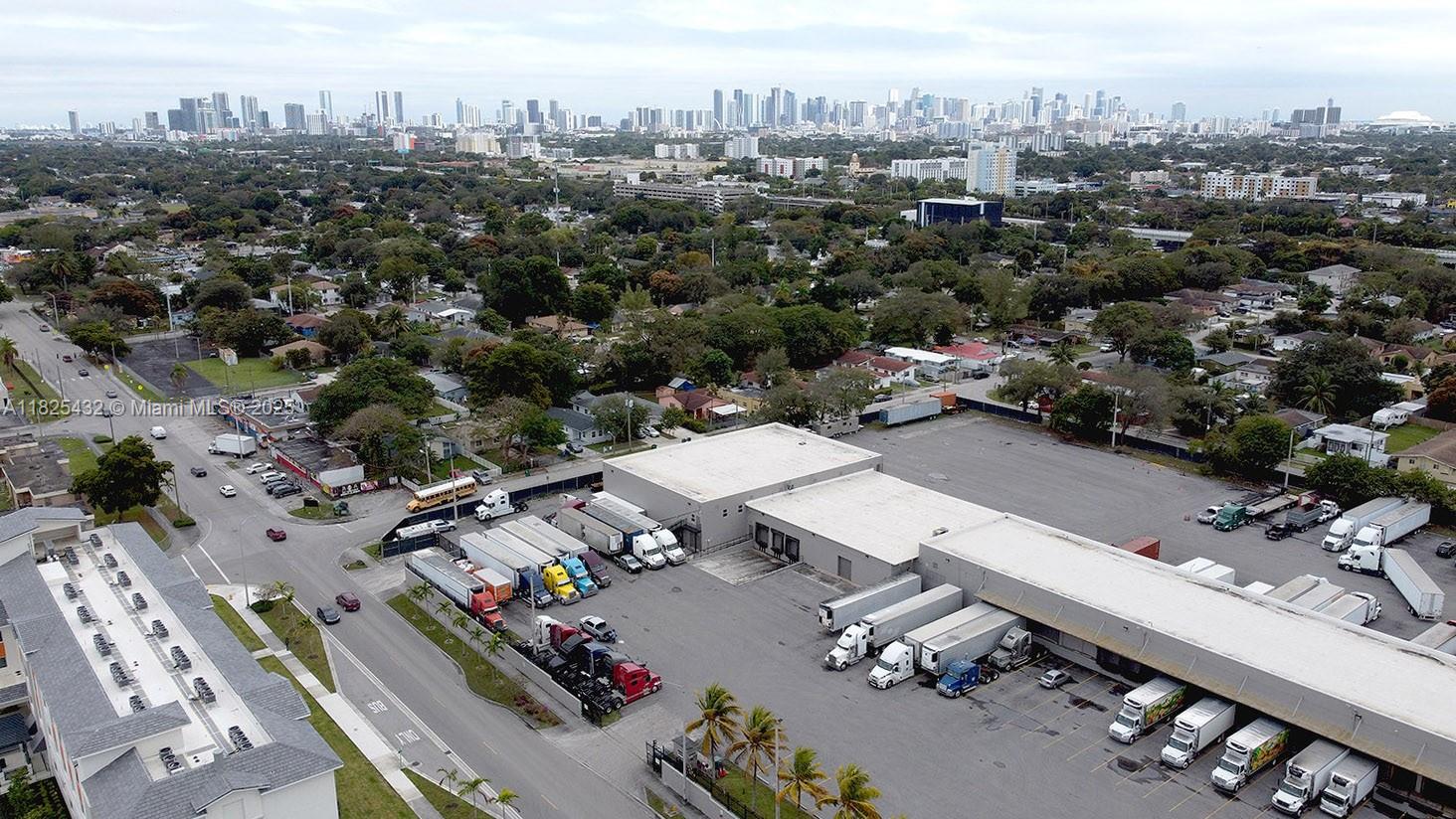 2424 NW 46th St