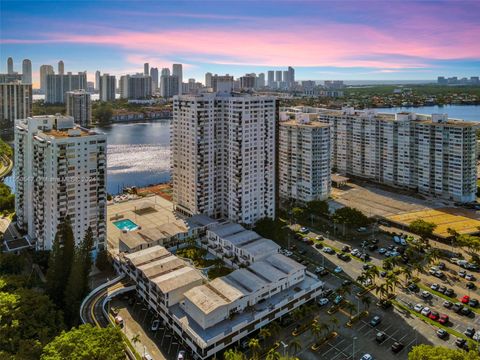 A home in Aventura