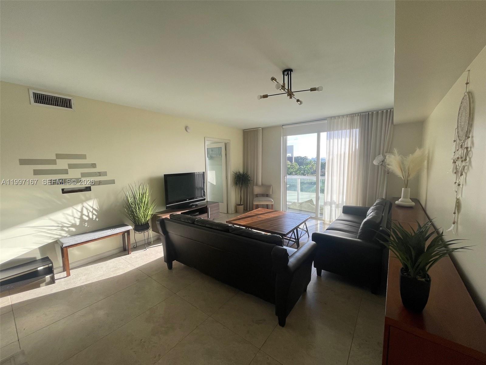 50 BISCAYNE CONDO - Residential Lease