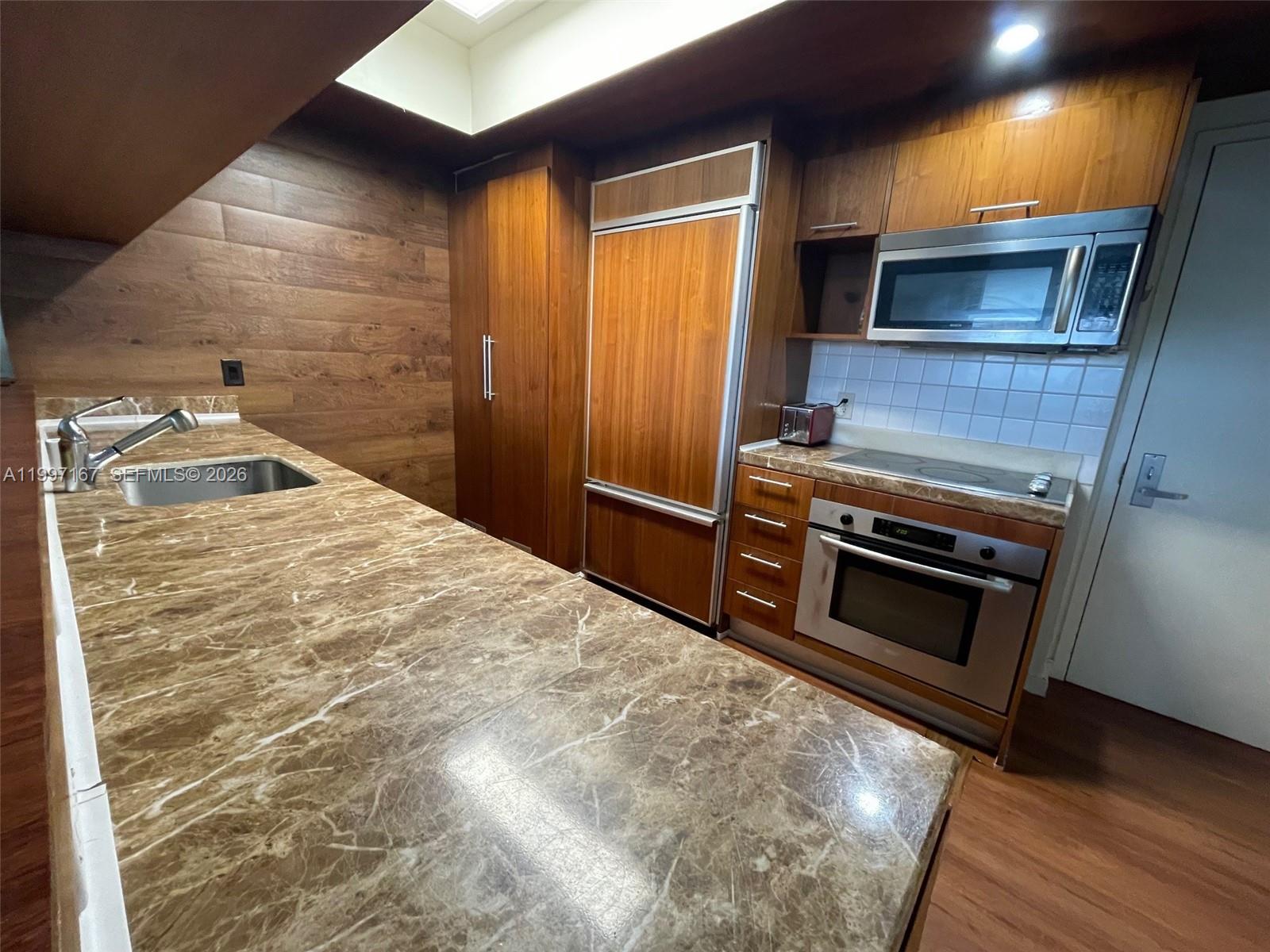 50 BISCAYNE CONDO - Residential Lease