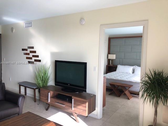 50 BISCAYNE CONDO - Residential Lease