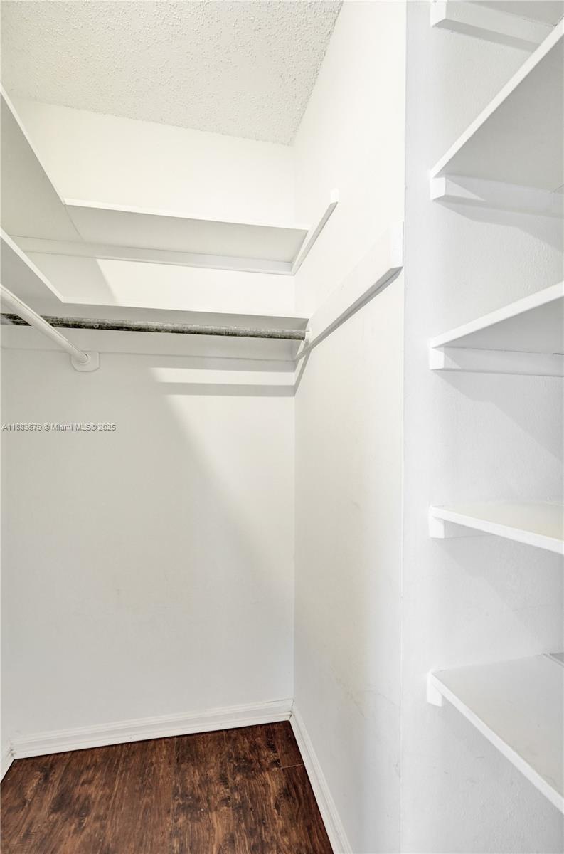 IMPERIAL POINT COLONNADES - Residential