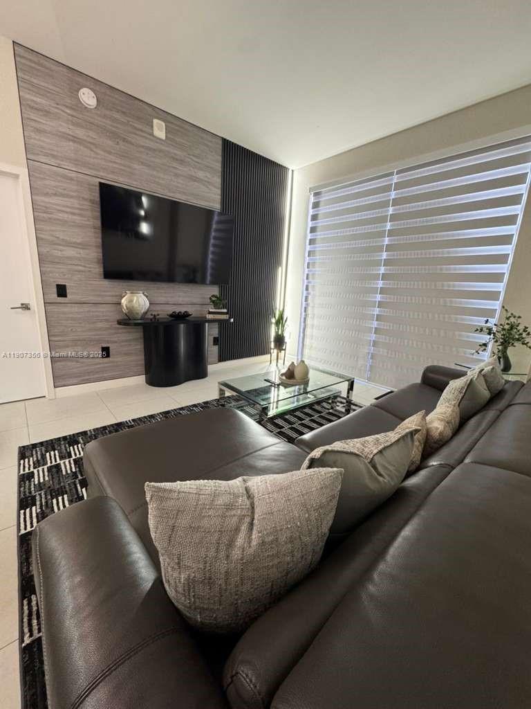 5350 PARK CONDO - Residential Lease