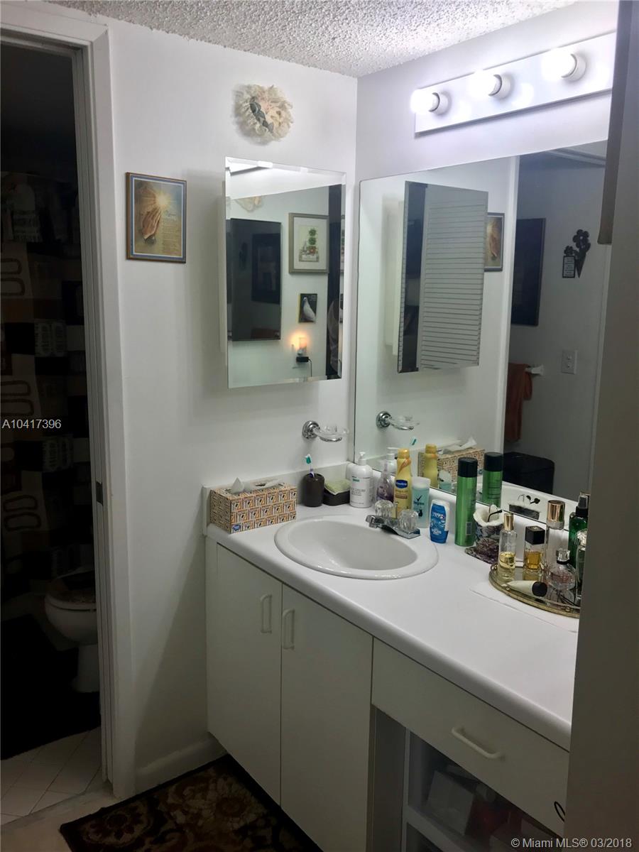 SUFFOLK AT CENTURY VILLAG - Residential