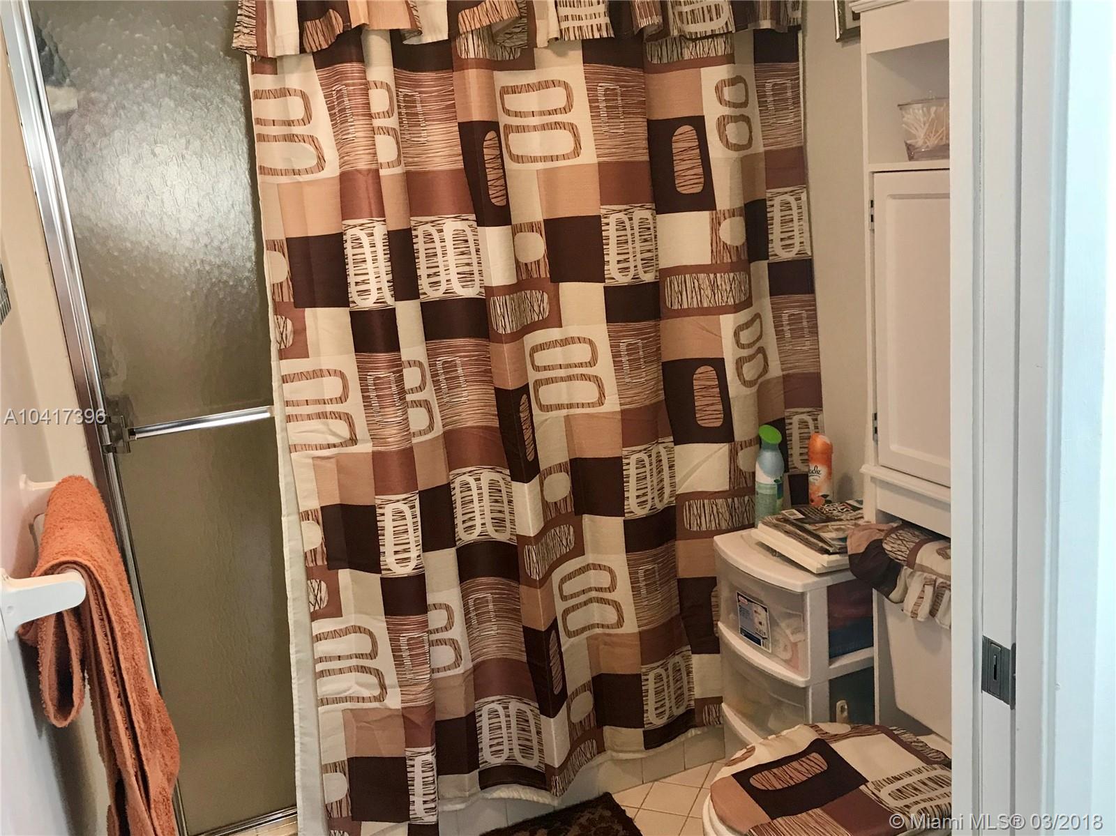 SUFFOLK AT CENTURY VILLAG - Residential