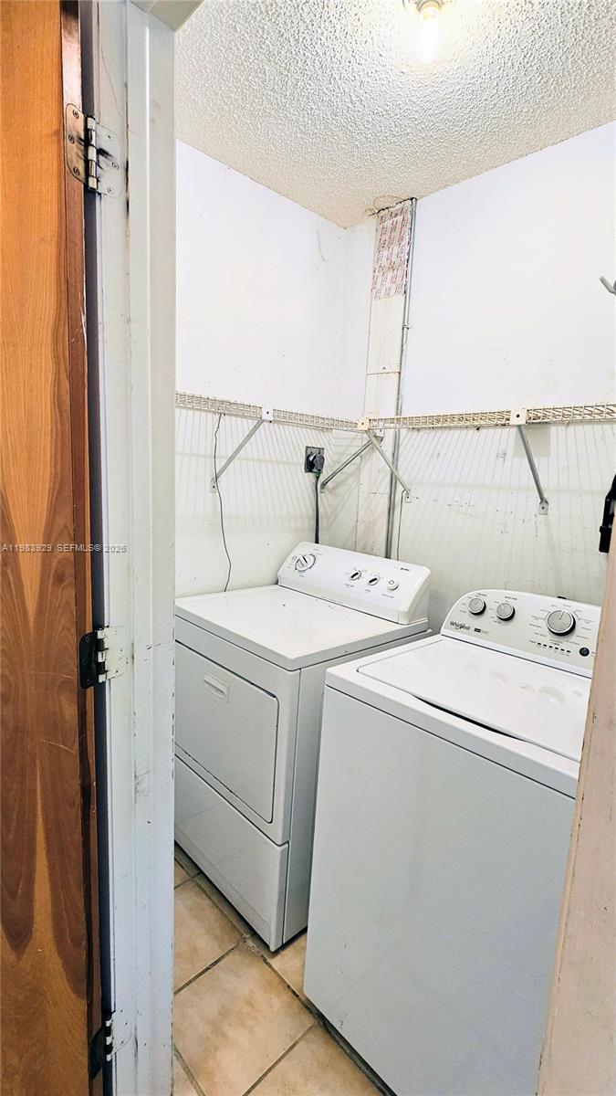 GOLFVIEW TOWNHOUSES - Residential