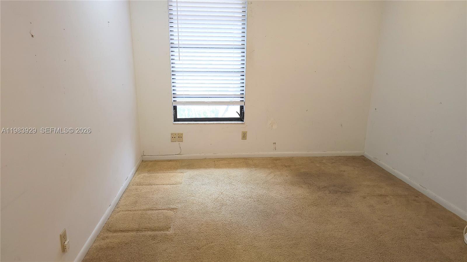 GOLFVIEW TOWNHOUSES - Residential