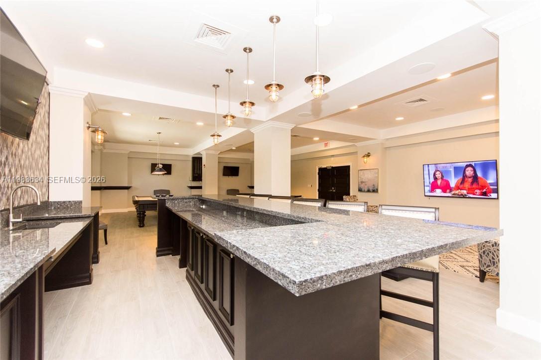 THE WAVE CONDO - Residential Lease