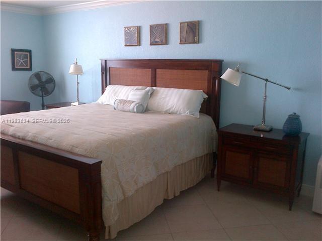 THE WAVE CONDO - Residential Lease