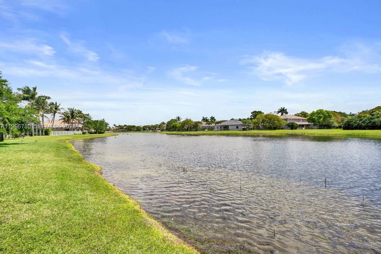 ISLES AT WESTON - Residential