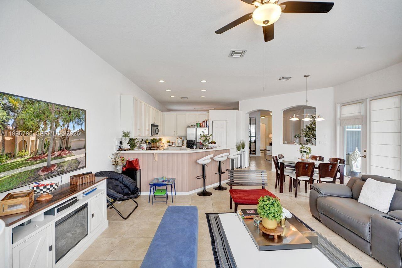 ISLES AT WESTON - Residential