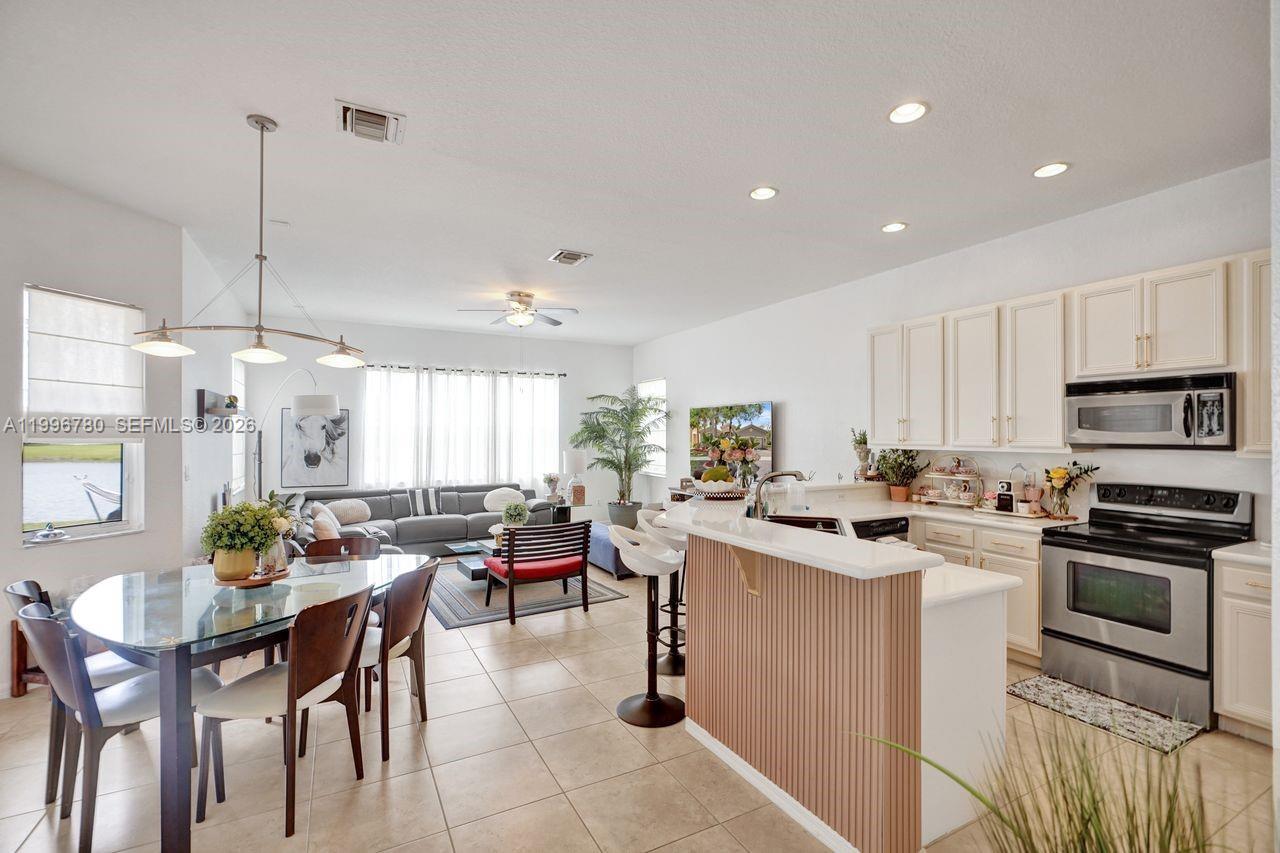 ISLES AT WESTON - Residential