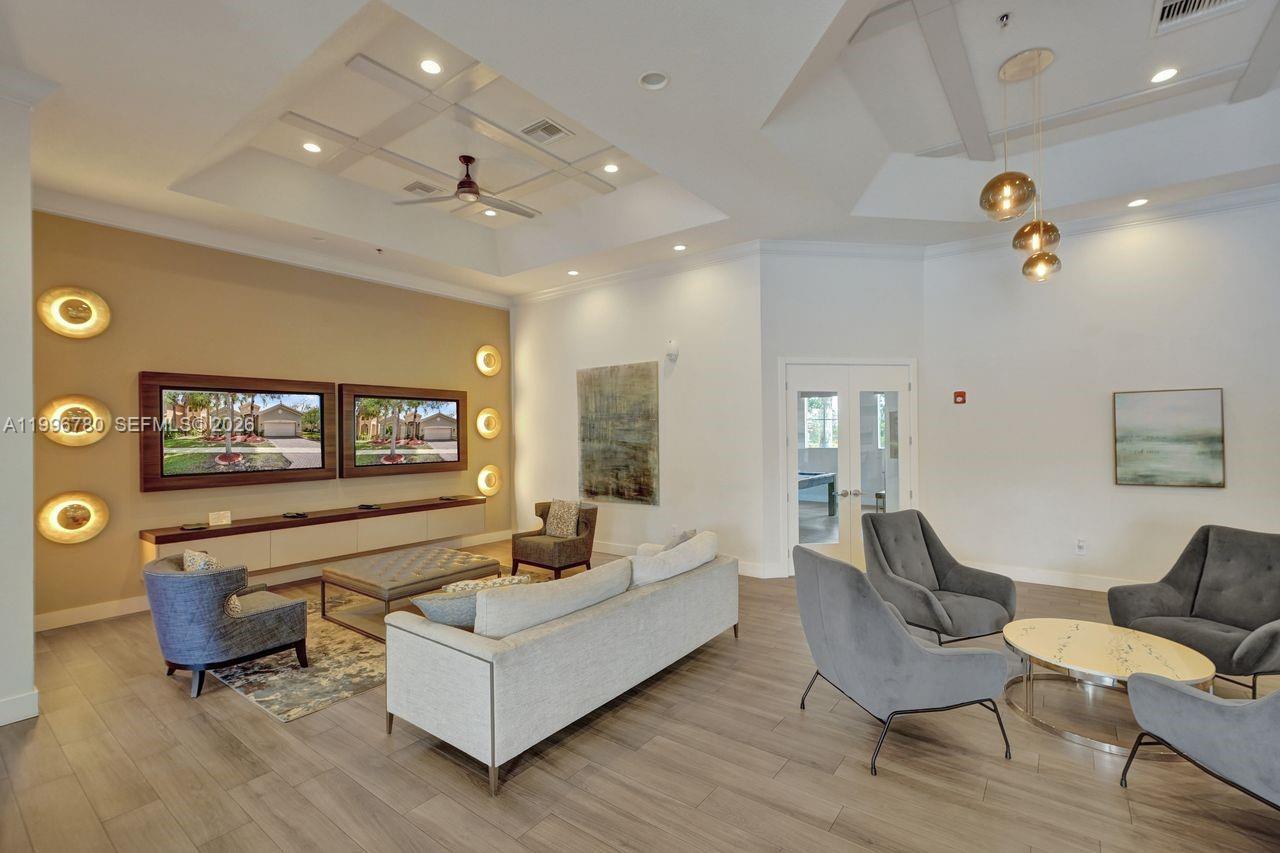 ISLES AT WESTON - Residential