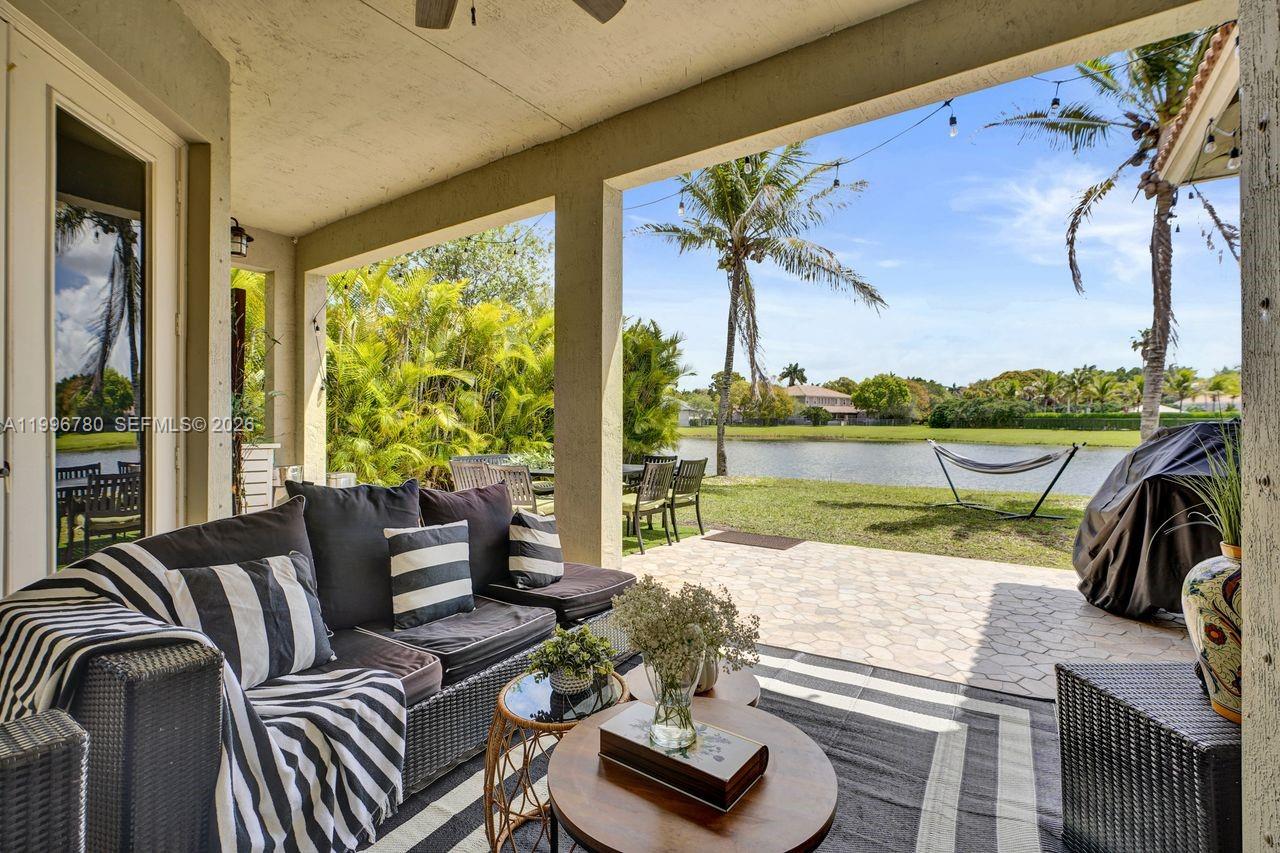 ISLES AT WESTON - Residential