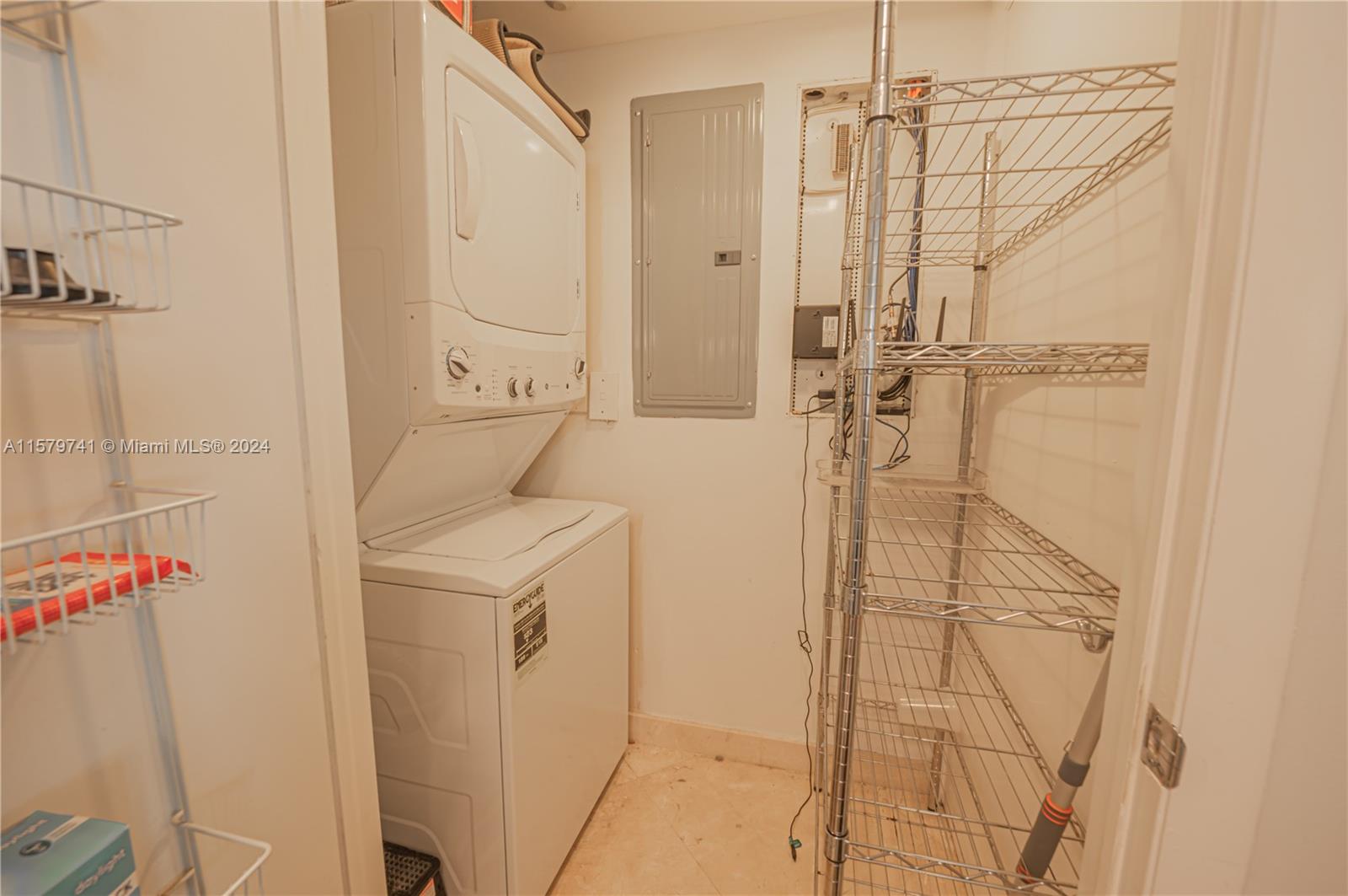 OCEAN THREE CONDO - Residential Lease