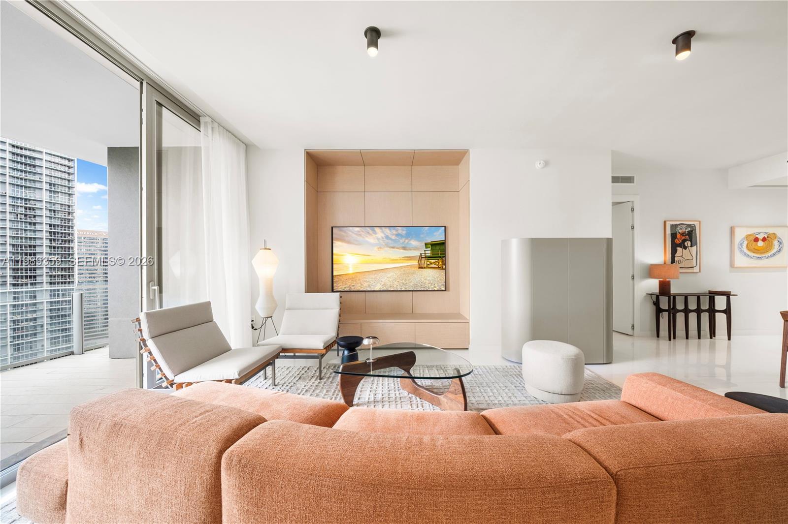 300 Biscayne Boulevard Way 3005W