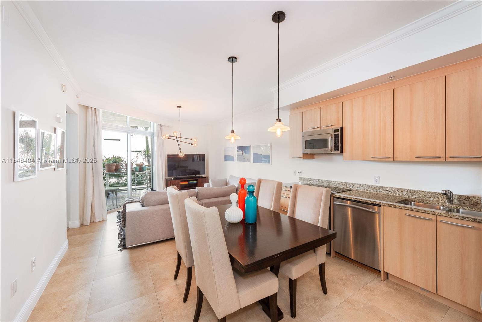 2001 Meridian Ave 325