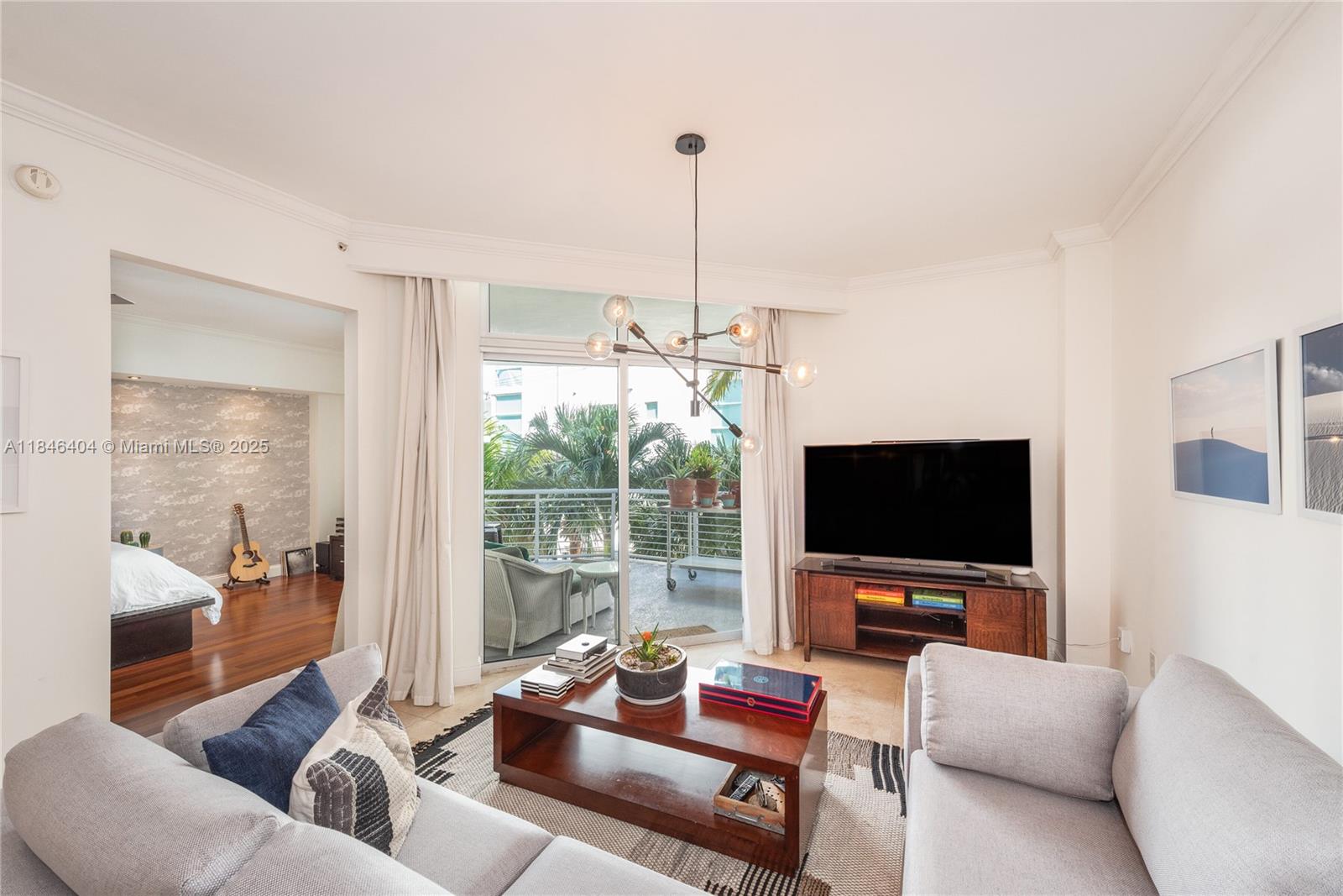 2001 Meridian Ave 325