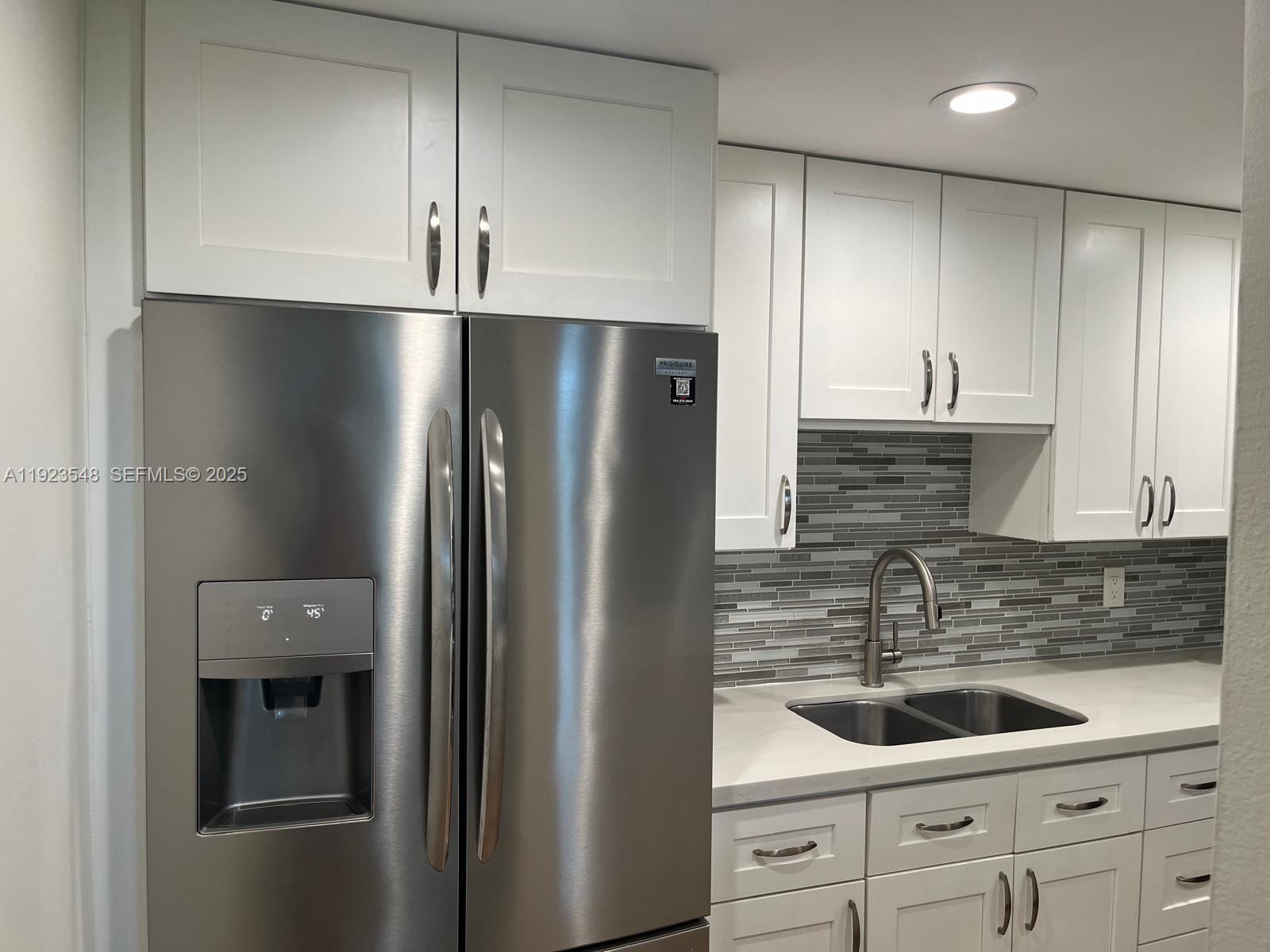 EVERGREEN THREE OF PINE I - Residential Lease