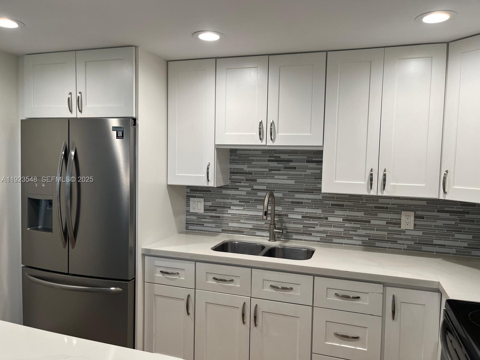 EVERGREEN THREE OF PINE I - Residential Lease