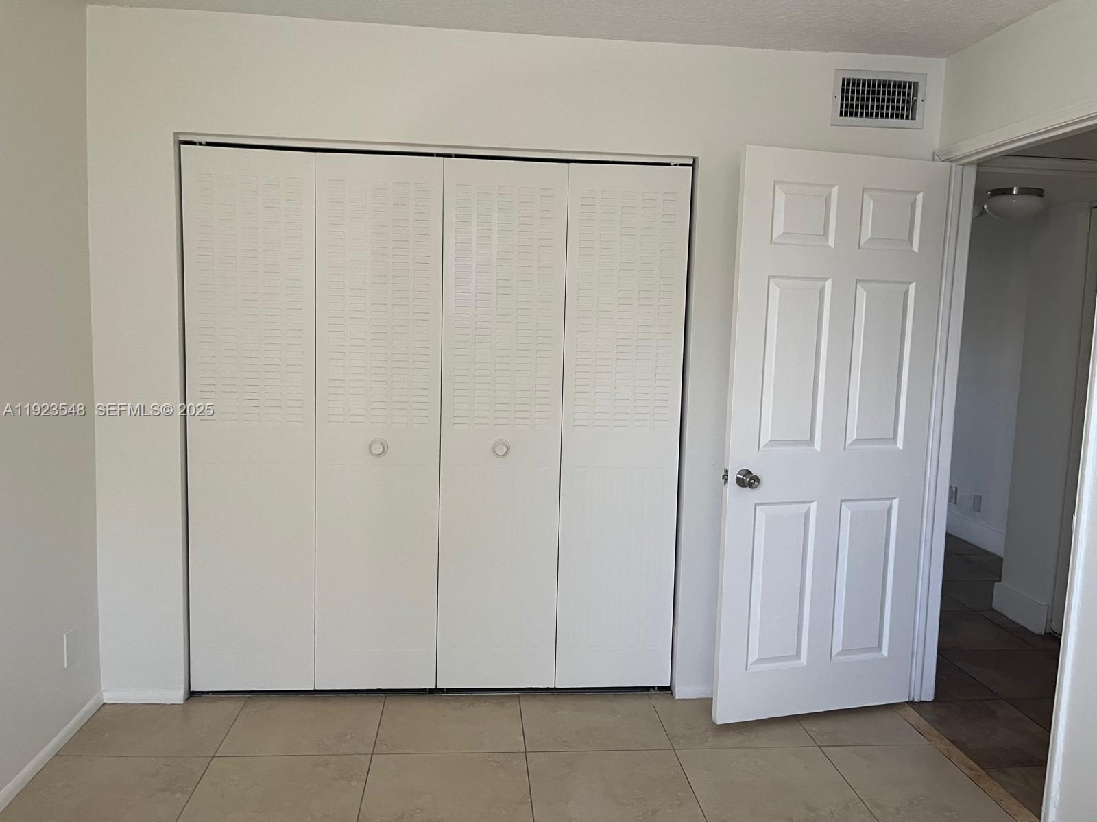 EVERGREEN THREE OF PINE I - Residential Lease